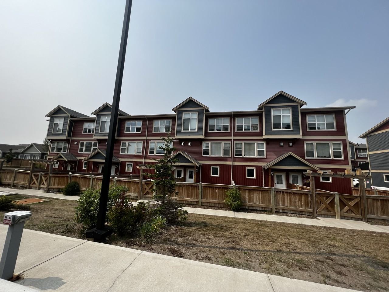 10303 112 Street #121LISTED - Photo 3 of 25