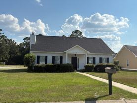 194 Hedgerow Dr - Photo 1 of 1
