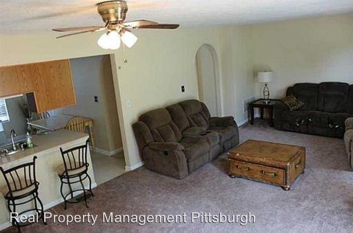 1204 Canterbury Dr - Photo 2 of 15