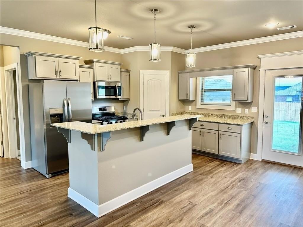 861 Sugar Loaf St - Photo 7 of 25