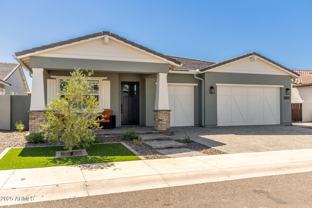 17235 W Edinburg St - Photo 1 of 1