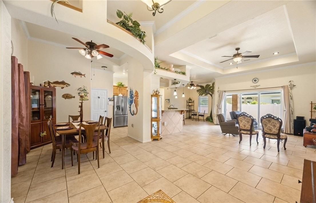 15706 Finistere Street - Photo 4 of 9