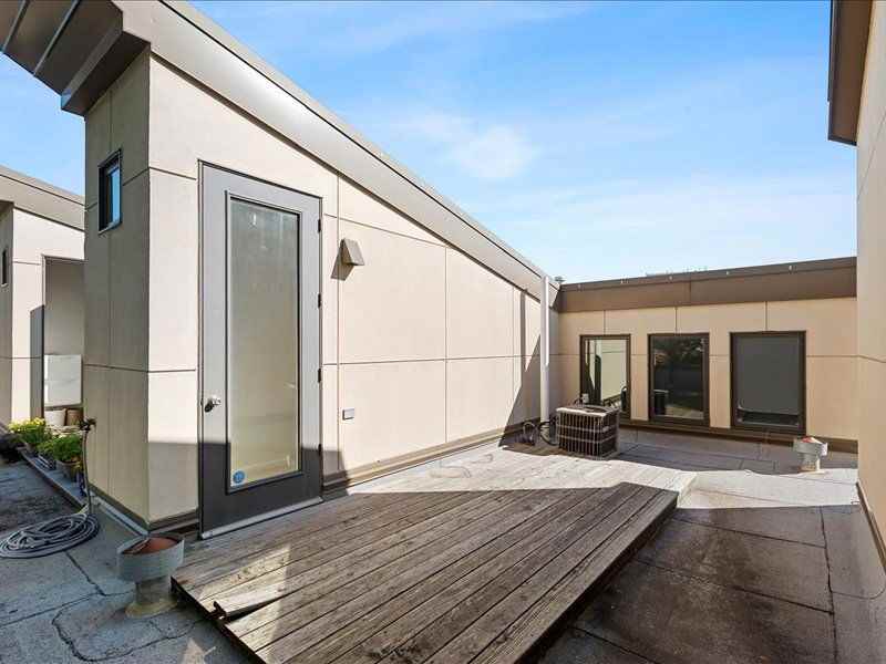 945 N Howe St #H - Photo 7 of 8