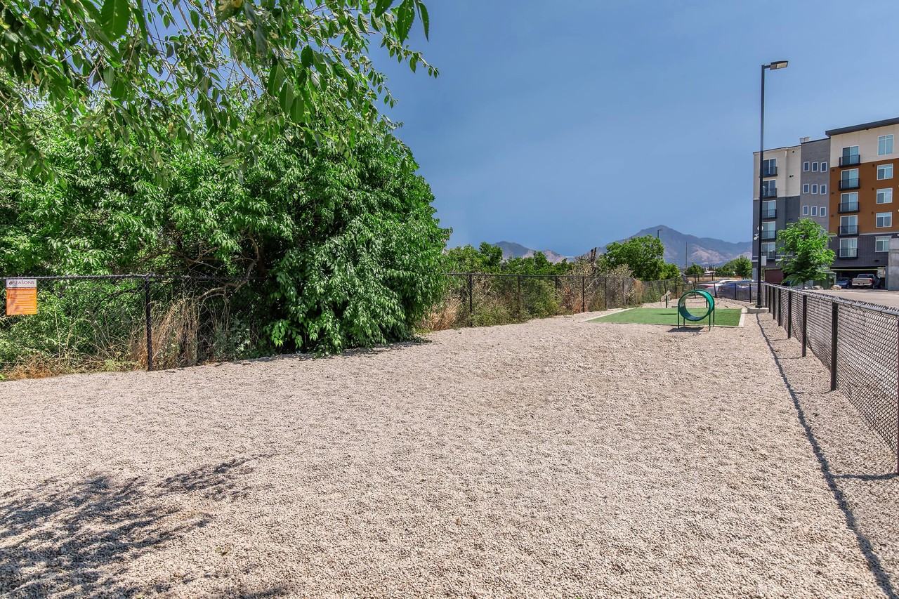 Seasons at Murray Crossing - Photo 7 of 39