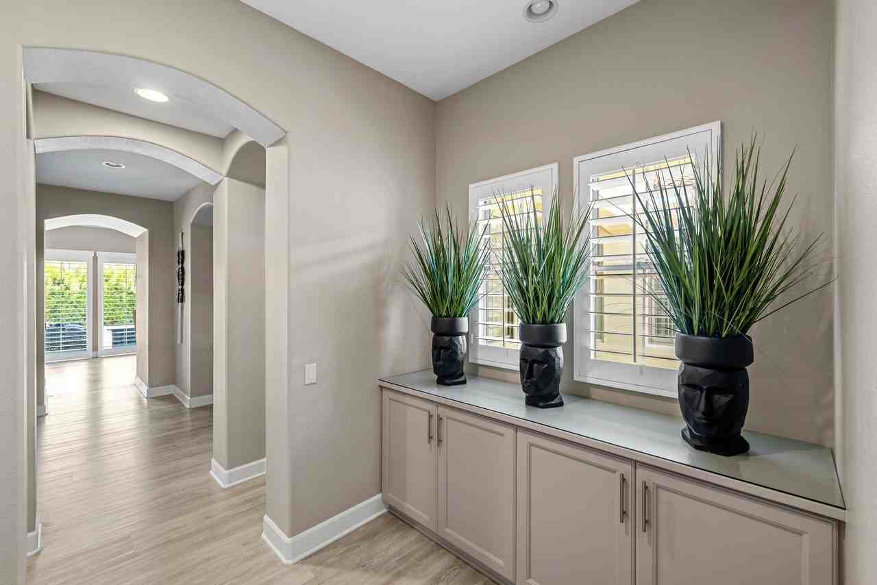 77939 Desert Drive - Photo 5 of 50