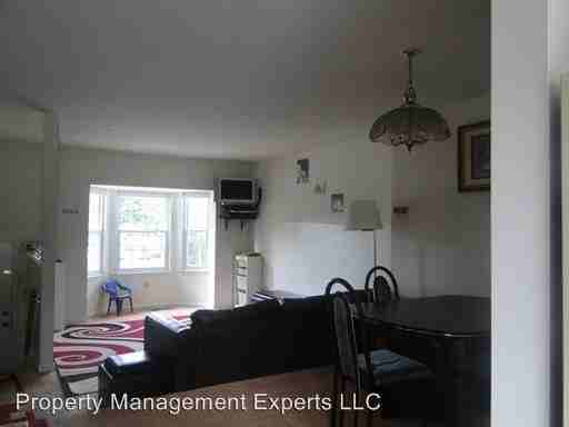 12304 Sandy Point Ct - Photo 3 of 25