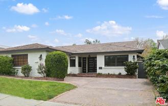 6134 Longridge Ave - Photo 1 of 1