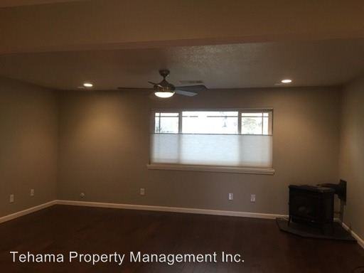 2065 Stonybrook Dr - Photo 3 of 12