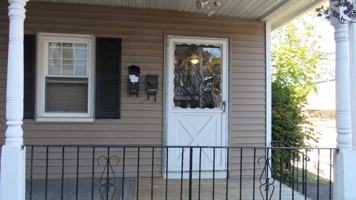 featured image of 15 West St #1