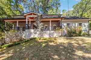 featured image of 1655 Broughton Ct