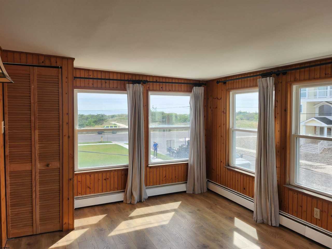 353 11th St S - Photo 7 of 17