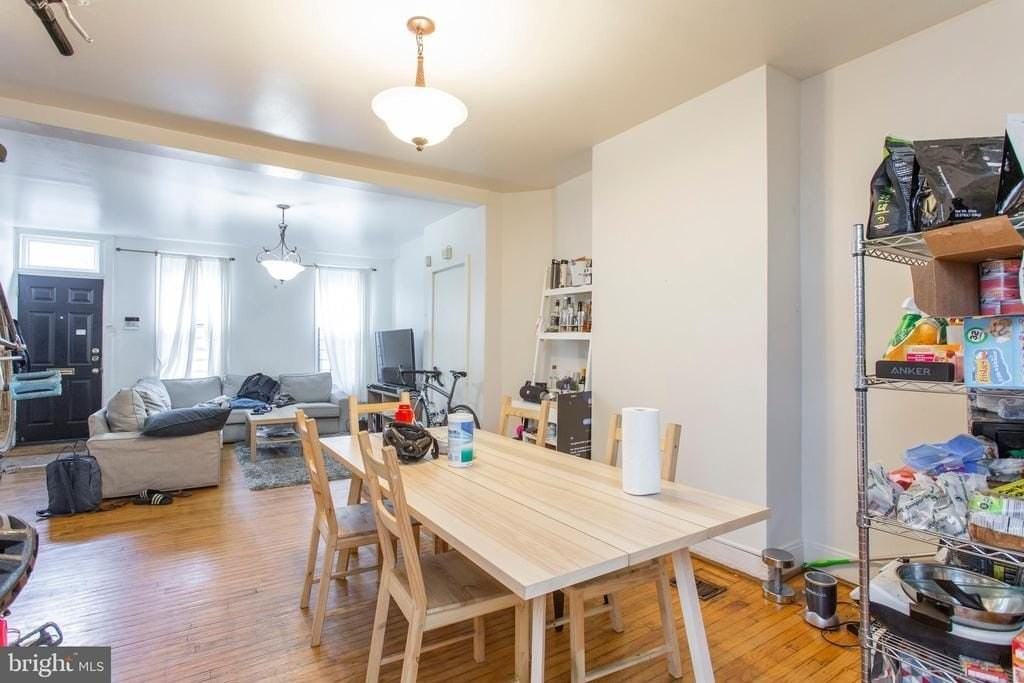 3942 Delancey Street - Photo 7 of 23