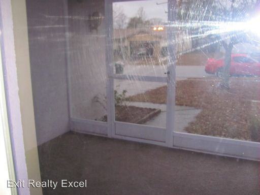 407 Brandywine Dr - Photo 2 of 15