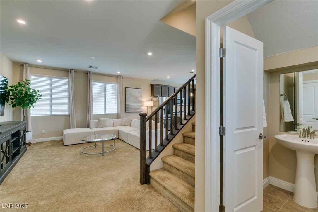 8995 Elati Court - Photo 5 of 44