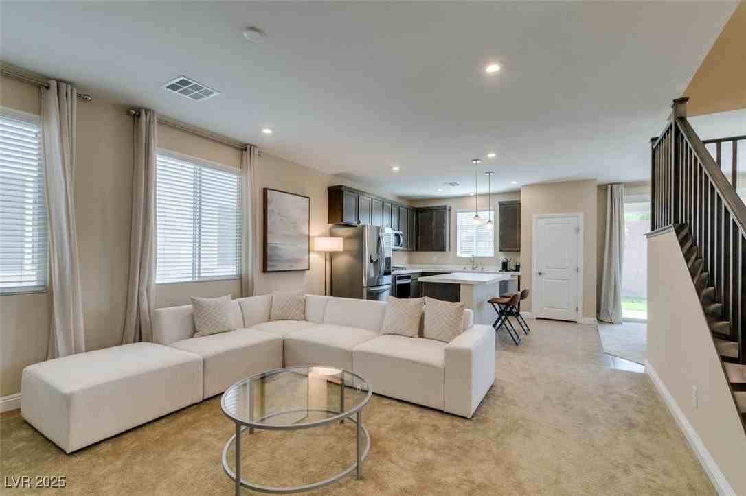 8995 Elati Court - Photo 6 of 44