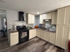 27 Catherine St #2 - Photo 1 of 1