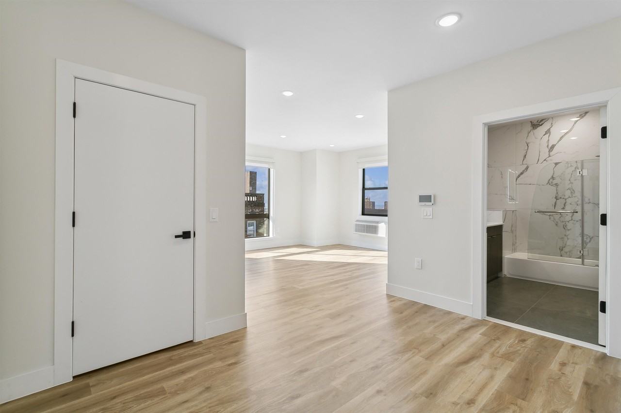 582 66th St #301 - Photo 6 of 17