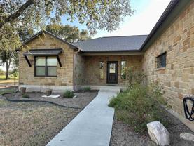 405 Woodlawn Dr - Photo 1 of 1