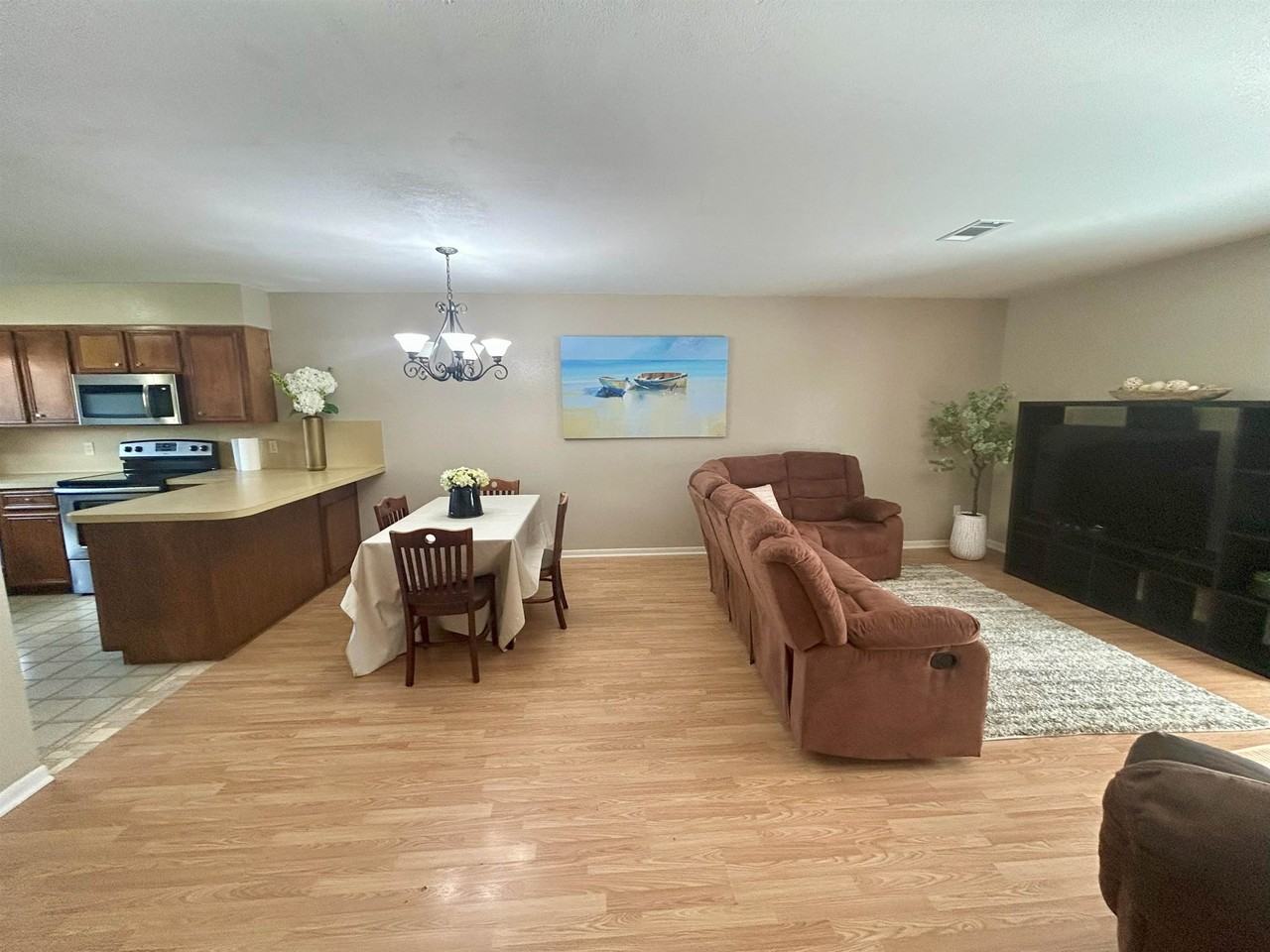 300 Lucy Lane #4 - Photo 6 of 22