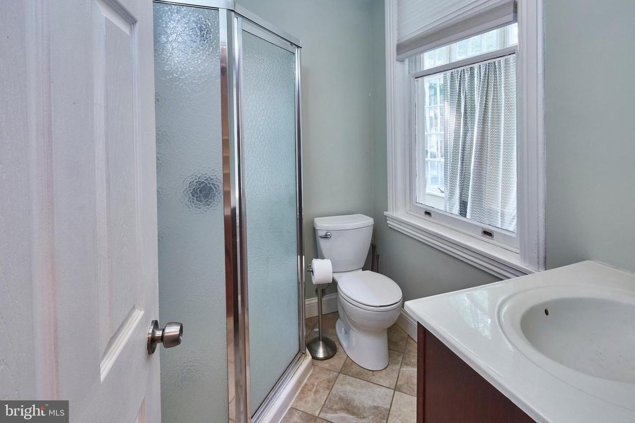 1401 North Broom Street - Photo 6 of 10