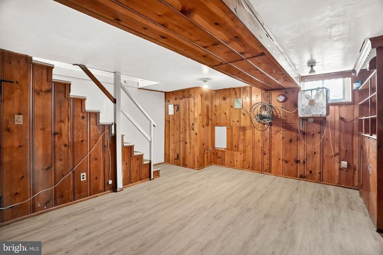 5427 Channing Rd - Photo 6 of 15