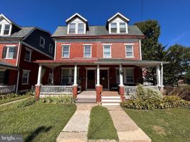 featured image of 113 Dean St