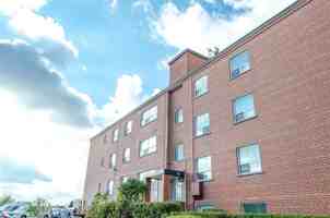 featured image of 15 Craigton Dr