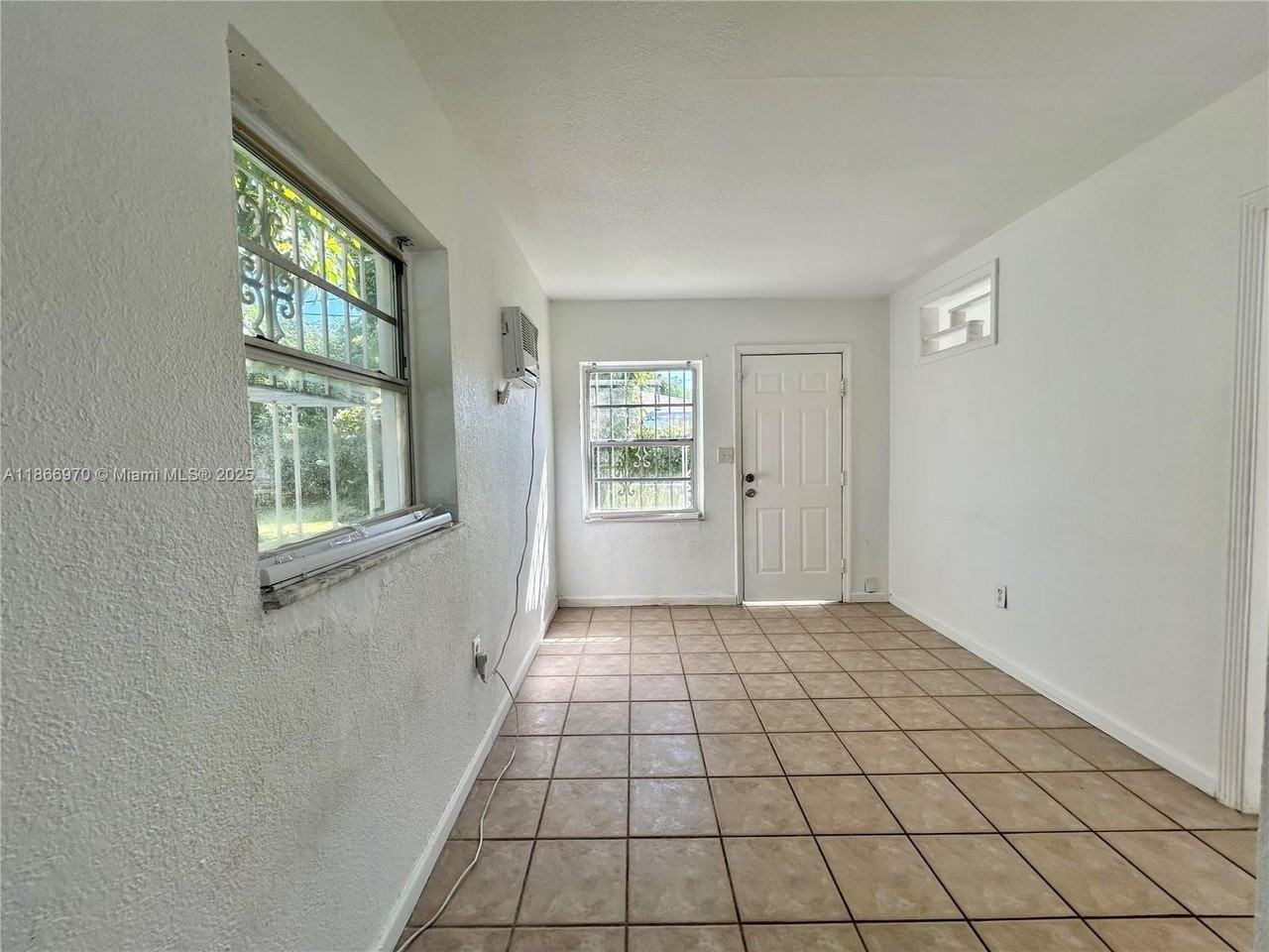 601 Northwest 90th Street #13 - Photo 5 of 15