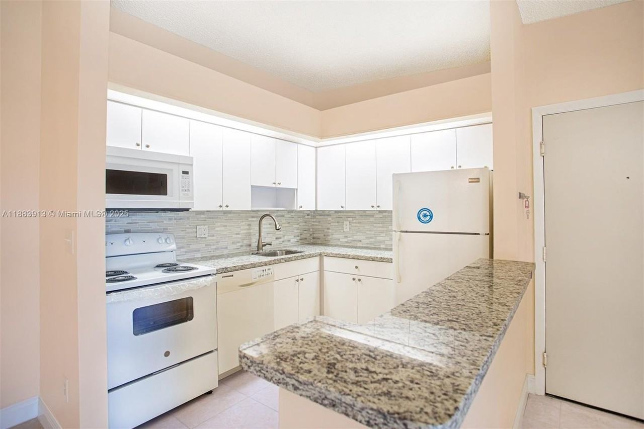 9711 W Mcnab Rd #203 - Photo 5 of 37