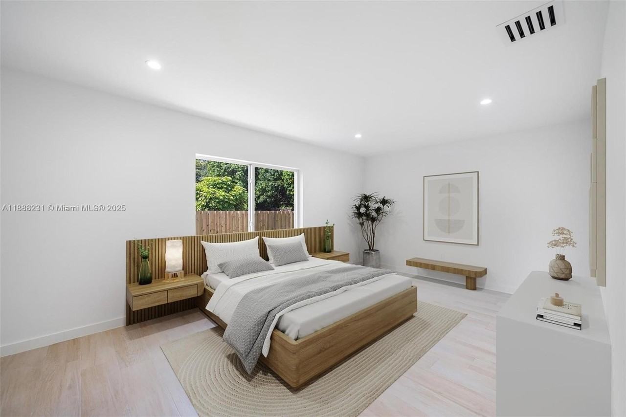 234 Minola Dr - Photo 7 of 27