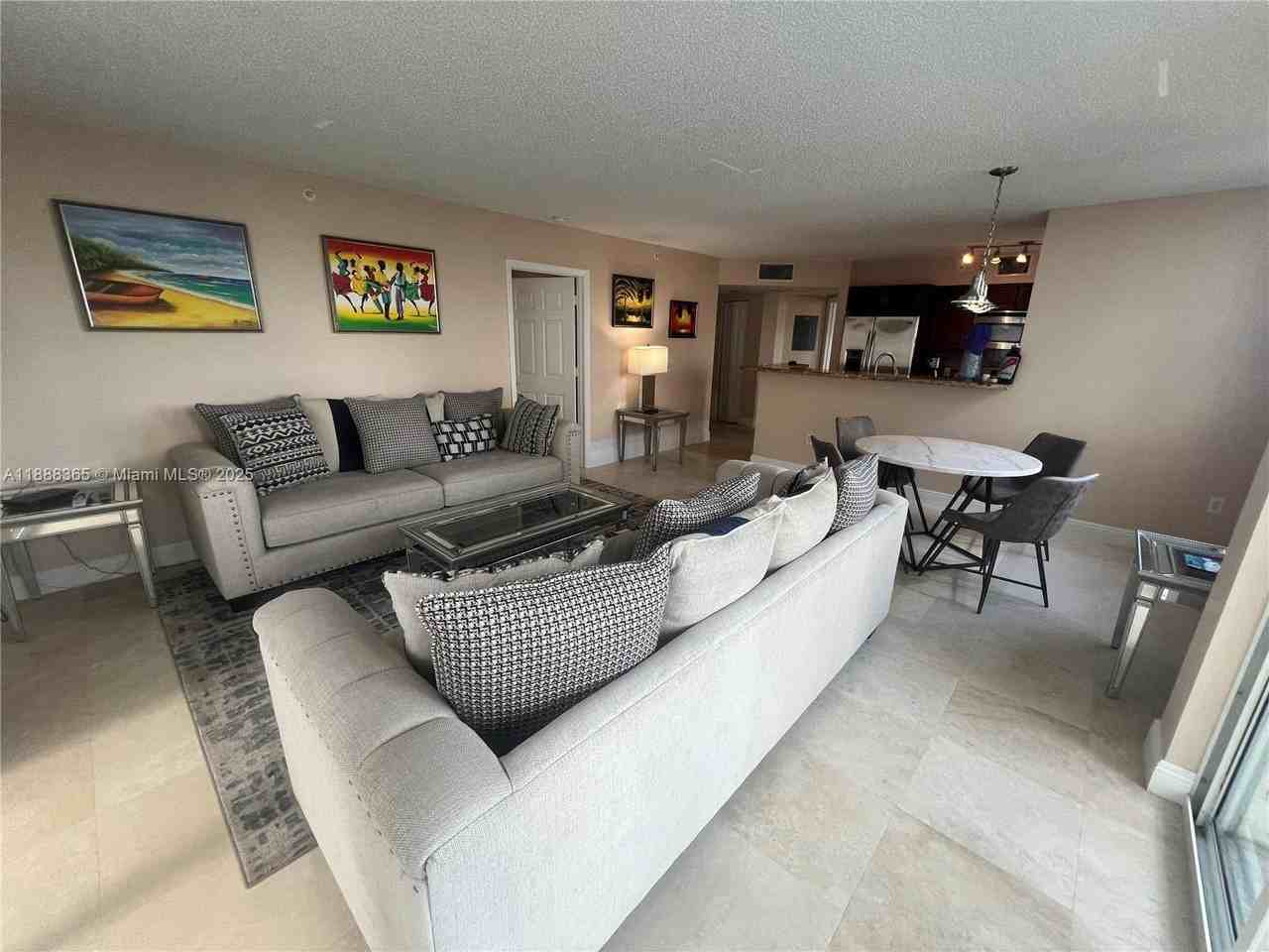 1155 Brickell Bay Dr #401 - Photo 5 of 31