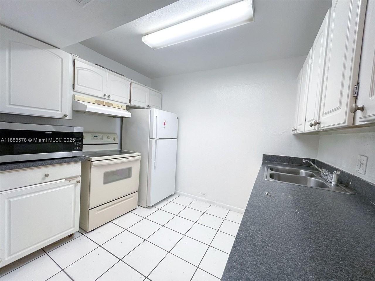 5970 Nw 28th St #146 - Photo 5 of 23