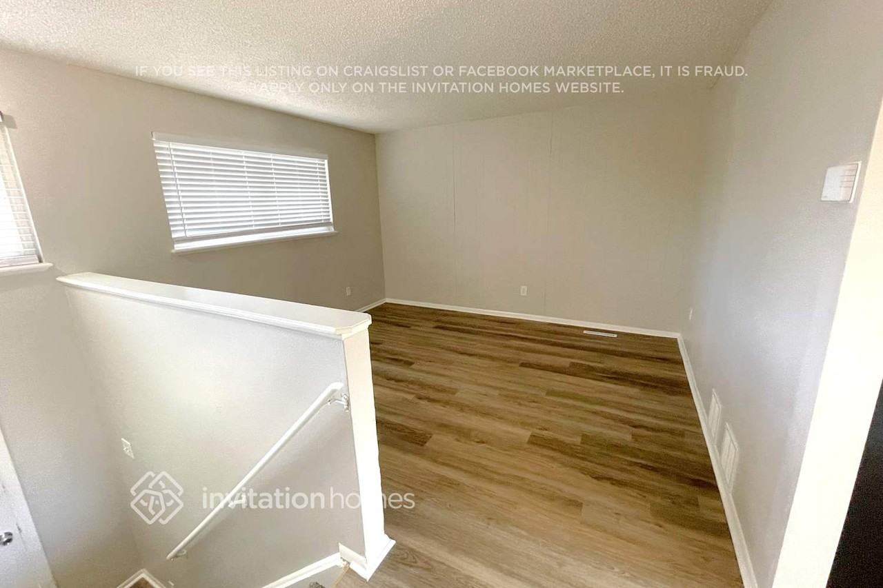 1405 Explorador Calle - Photo 3 of 25