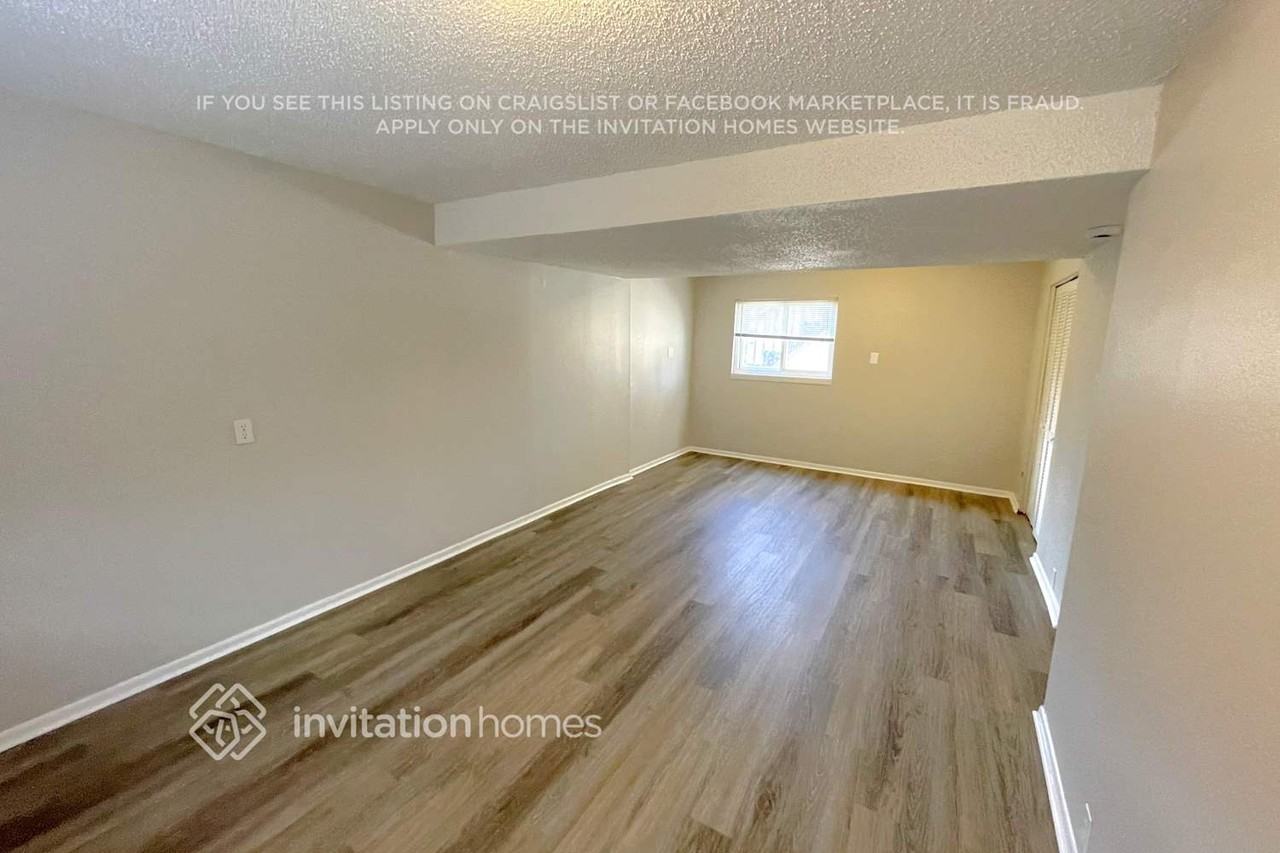 1405 Explorador Calle - Photo 7 of 25