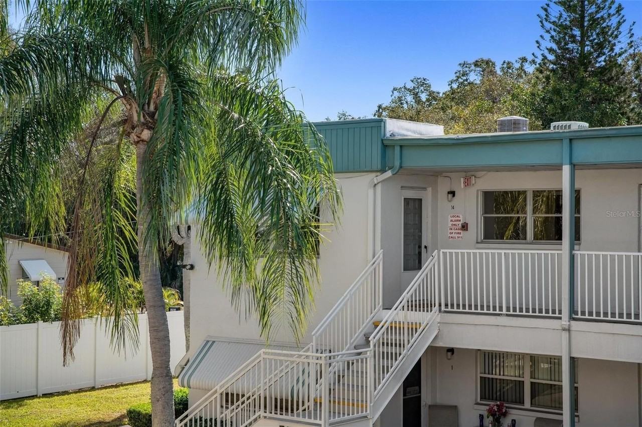 5217 81st St N #14 - Photo 2 of 18