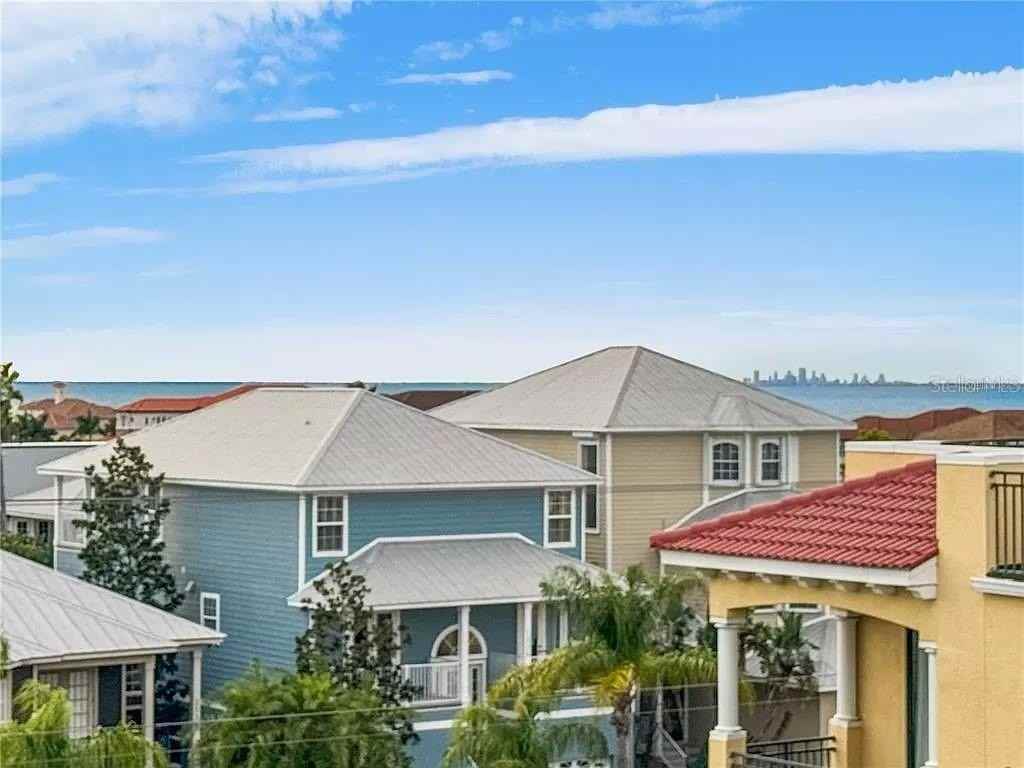 6418 Margarita Shores Ln - Photo 3 of 50