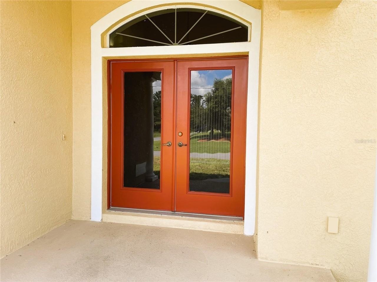 732 Bowman Ter - Photo 2 of 14