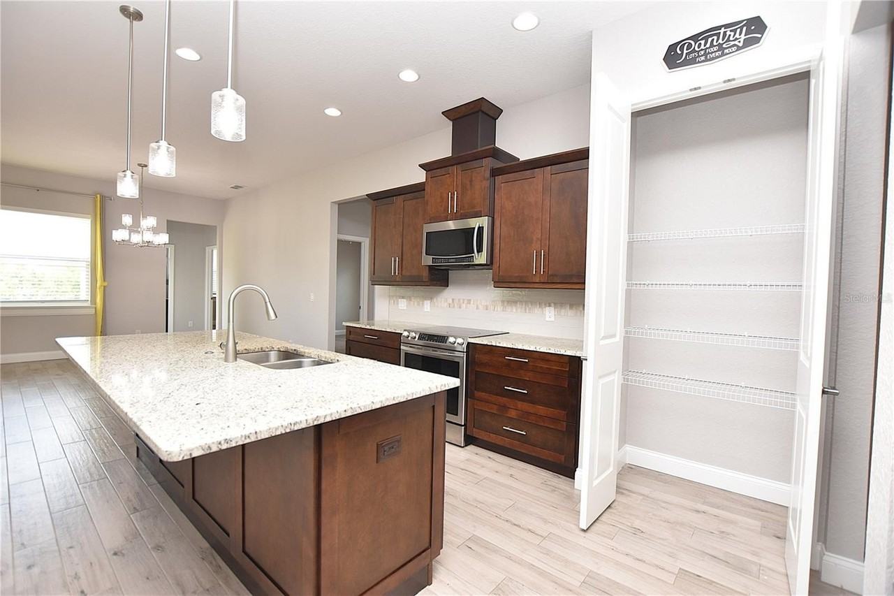 3544 Lakeside Heritage Drive - Photo 4 of 50