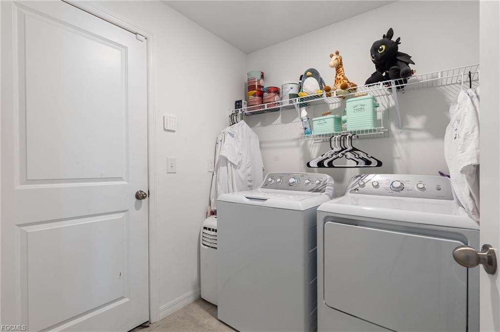 3856 Treasure Oak Way - Photo 3 of 8