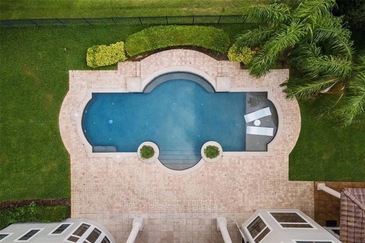 6844 Valhalla Way - Photo 3 of 50