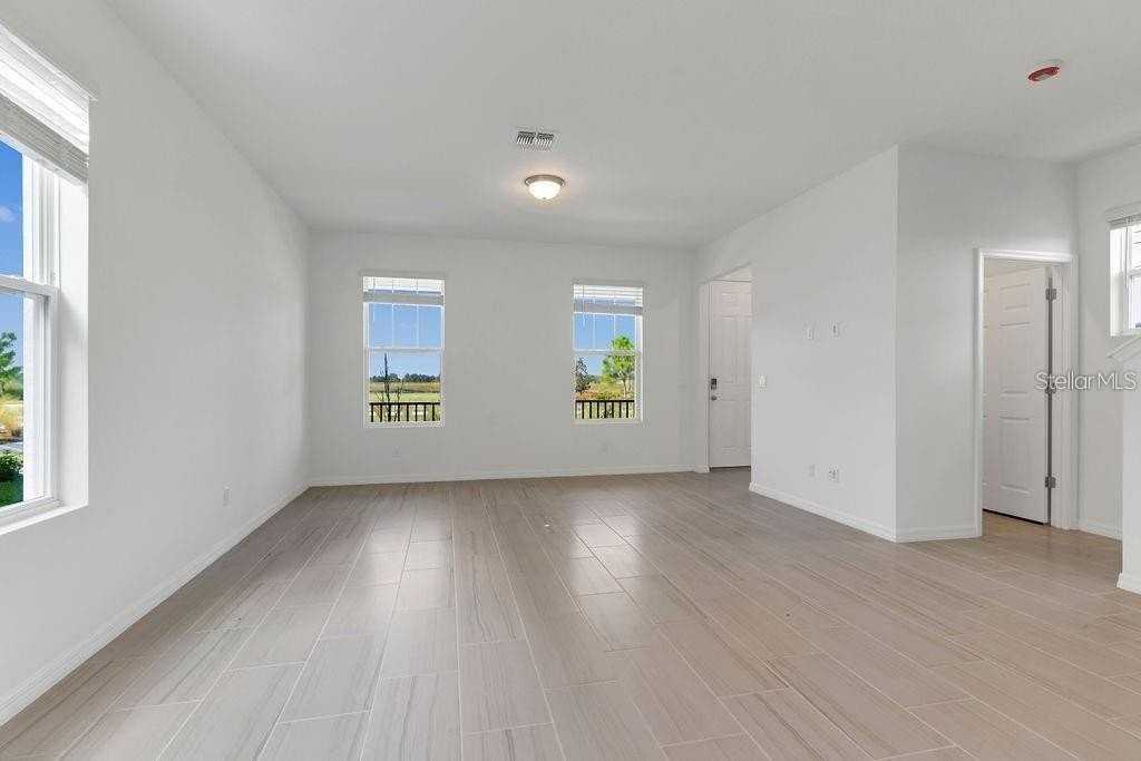 4613 Cross Prairie Pkwy - Photo 4 of 31