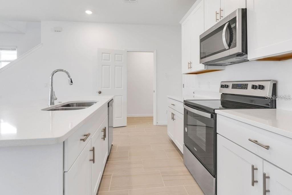 4613 Cross Prairie Pkwy - Photo 6 of 31