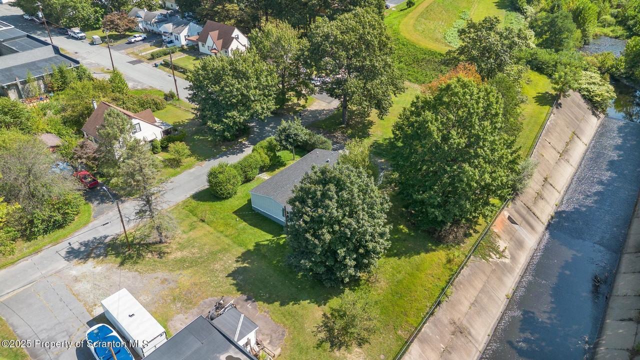 720 Edgebrook Dr - Photo 3 of 28