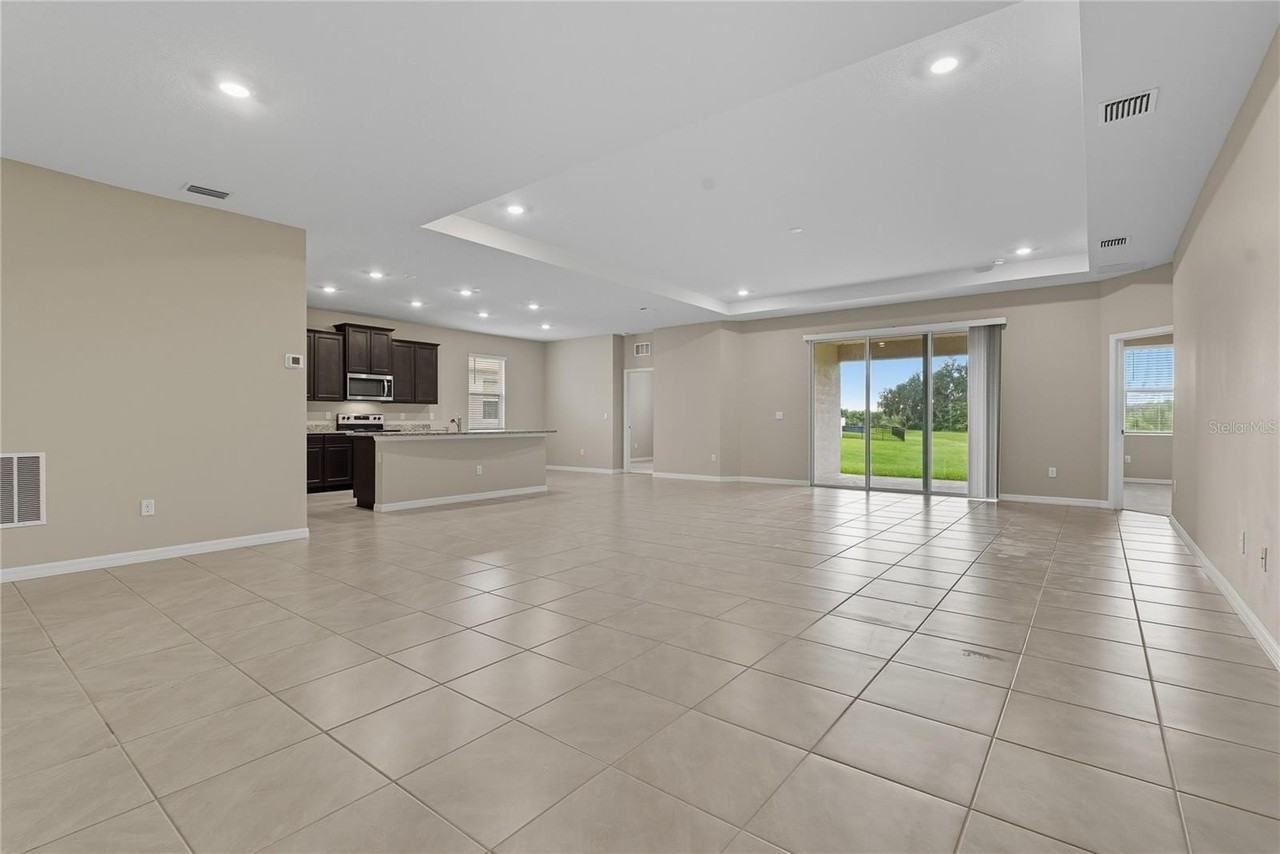 13811 Whiskey Daisy Dr - Photo 6 of 45