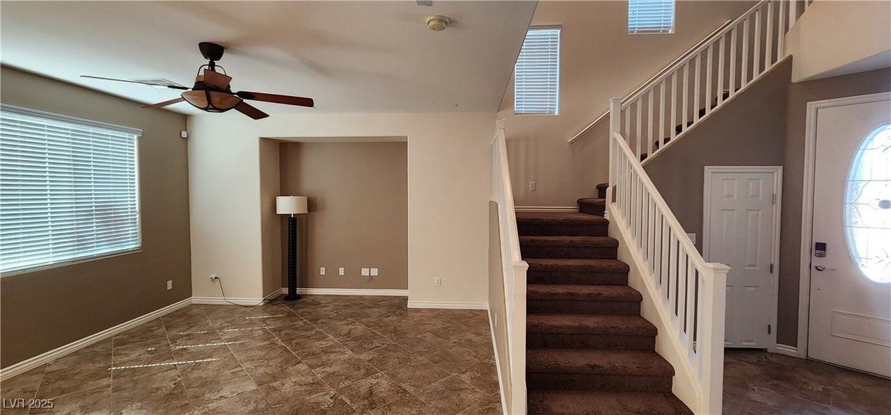 933 Ambrosia Drive - Photo 2 of 33