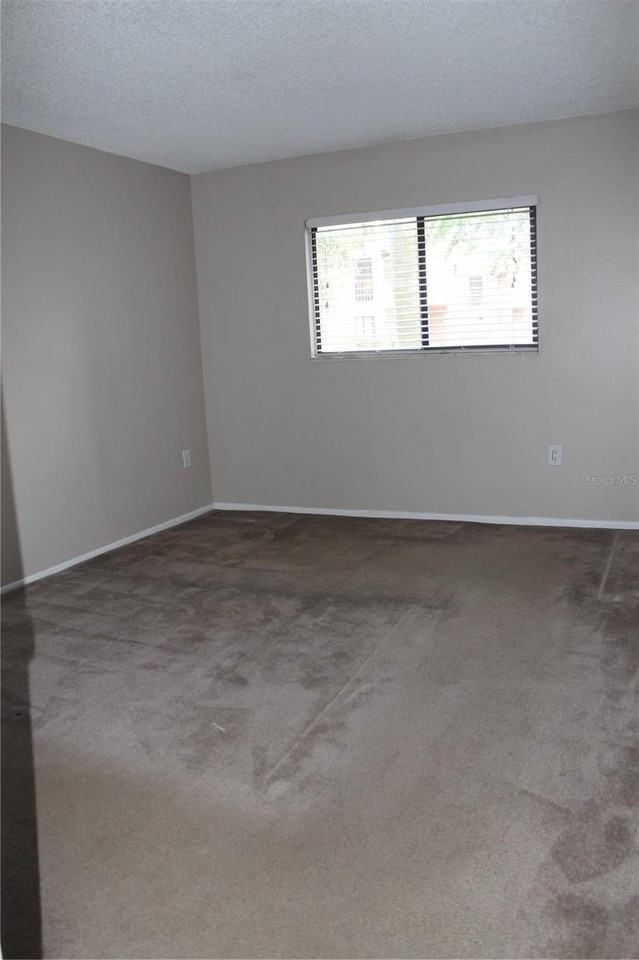 5672 Baywater Dr - Photo 7 of 10