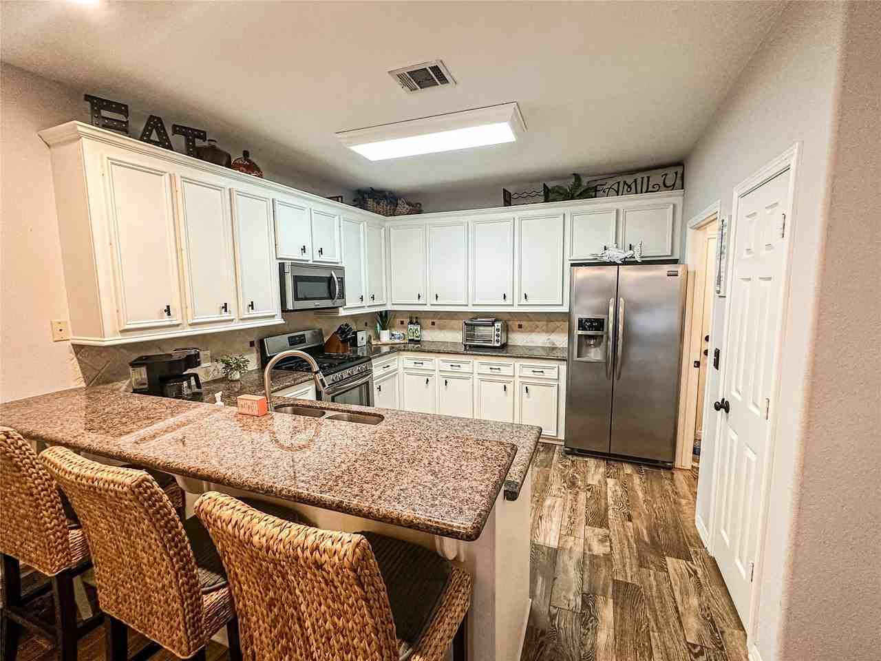 11471 Ketch Ct - Photo 5 of 33