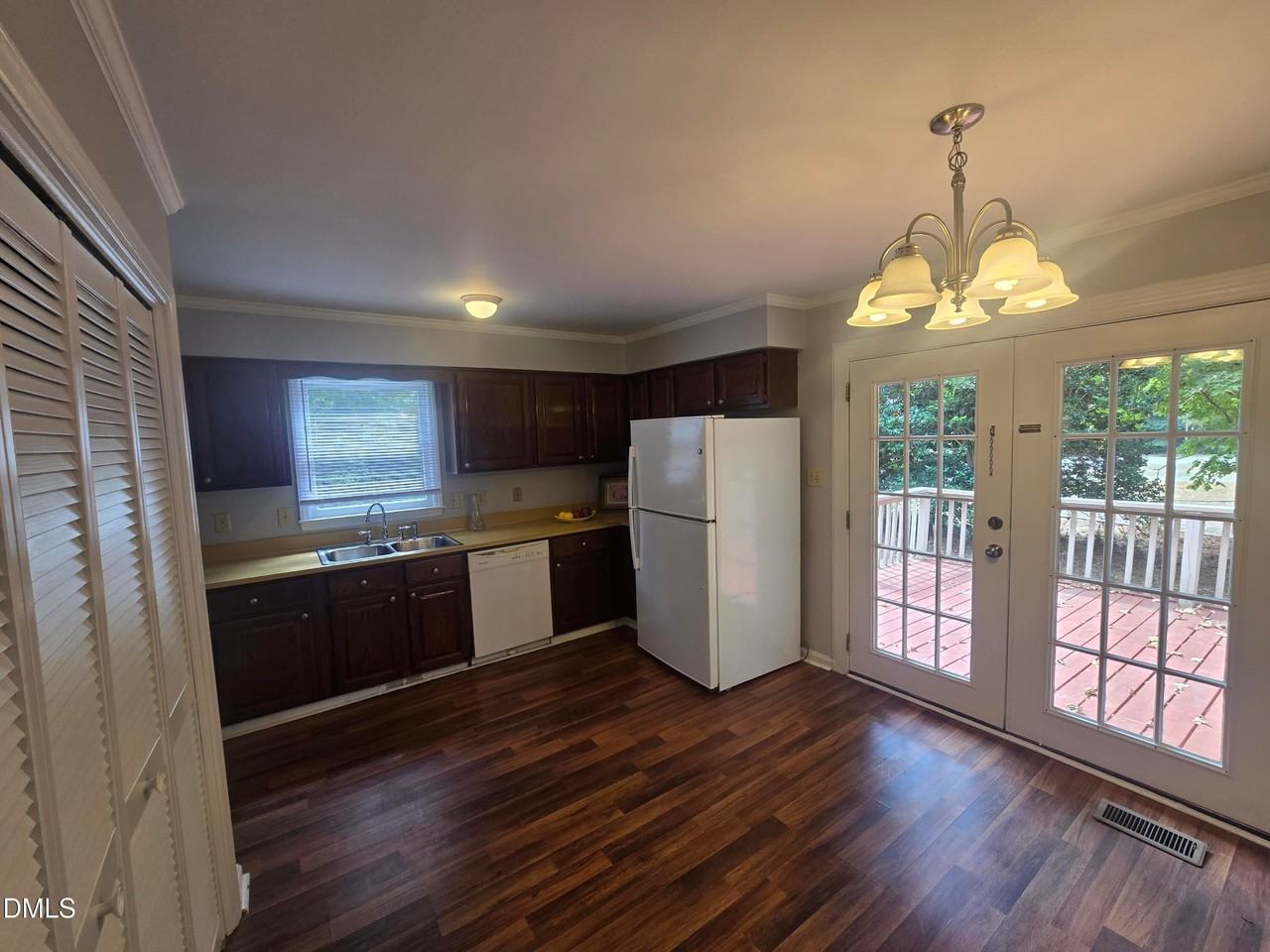 2214 Daley Rd - Photo 5 of 16