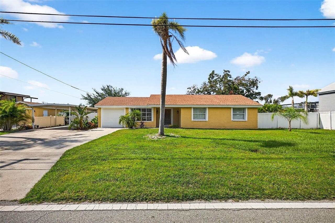 3225 W Shell Point Rd - Photo 4 of 50