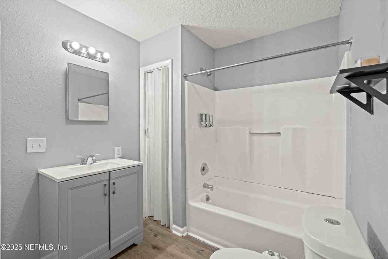 2739 King Cole Dr - Photo 6 of 23